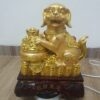 Tượng chó vàng Vượng tài tụ bảo