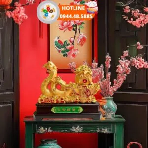 Tượng rắn mạ vàng kéo thuyền tui tiền tài lộc